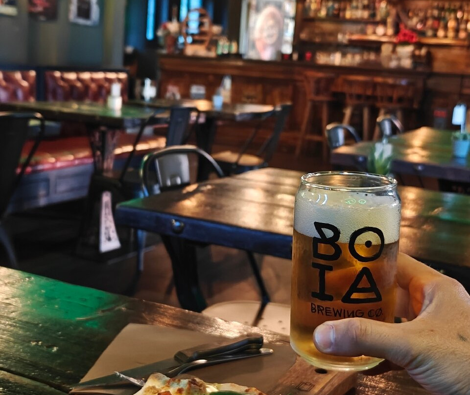 Loggia Music Club - Hamburgeria, Pinseria, Pub & Birreria