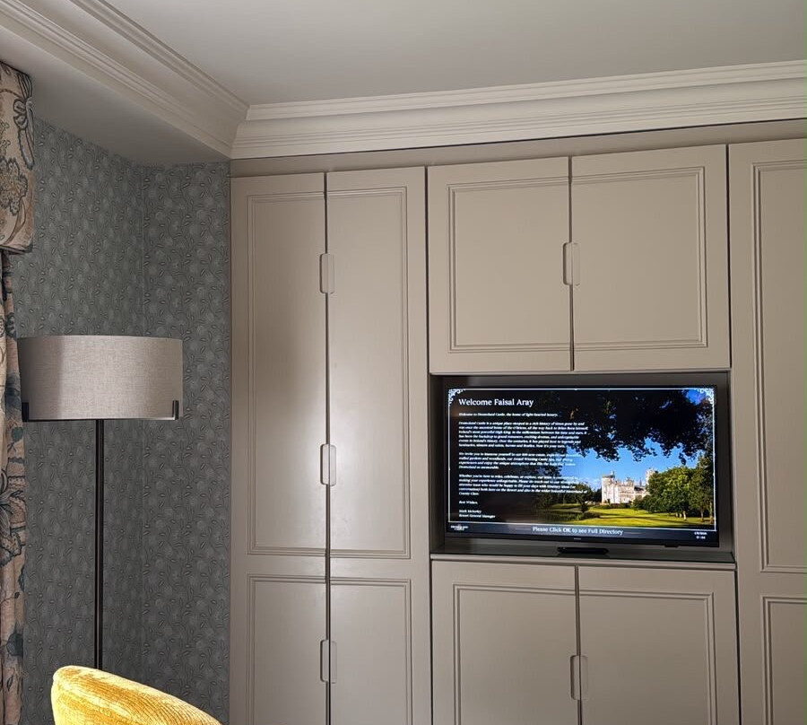 Dromoland Castle Hotel主图