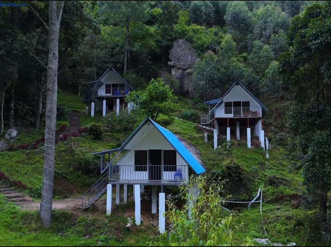 GV's Cloudy Glenn Resort