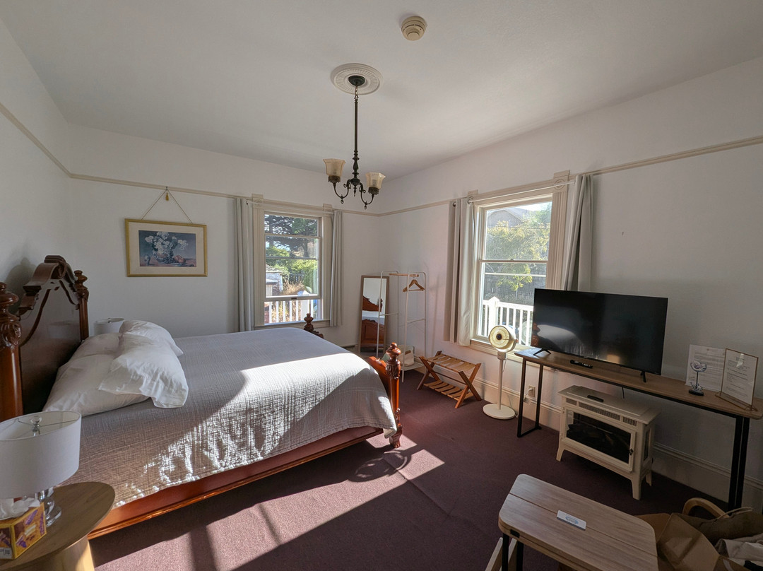 Tomales Hotel主图