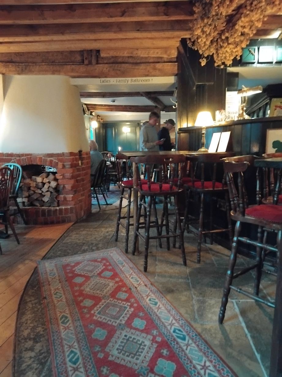 鸢尾花旅馆-度假村/酒店