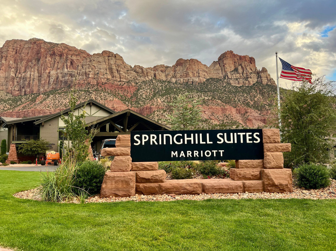 斯普林代尔锡安国家公园SpringHill Suites酒店主图