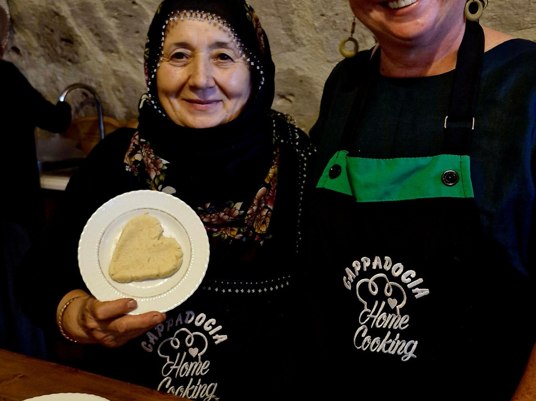 Cappadocia Home Cooking-艾瓦勒必去景点