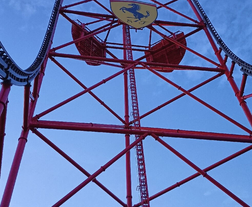 Ferrari Land-Vila Seca必去景点