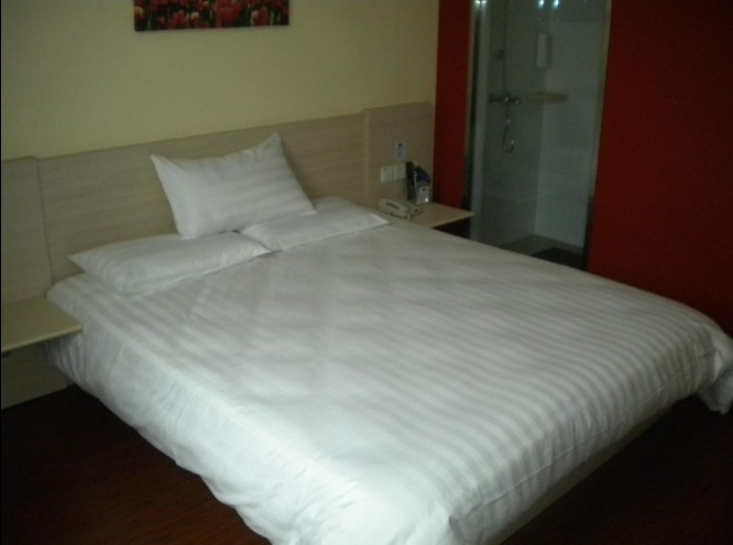 南京汉庭云南路地铁站酒店主图