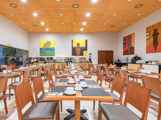 圣拉萨罗欧洲之星酒店主图