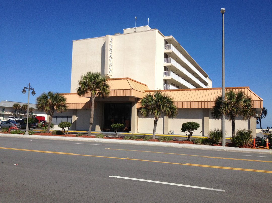 Castaways Beach Resort