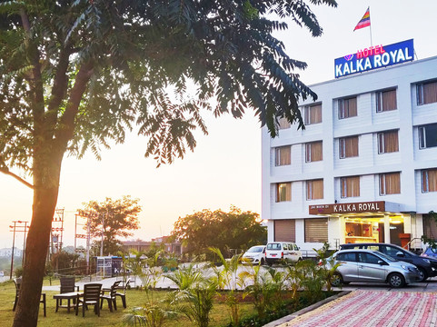 Hotel Kalka Royal主图