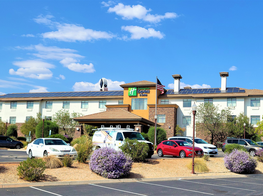 Holiday Inn Express & Suites St. George North - Zion by IHG主图