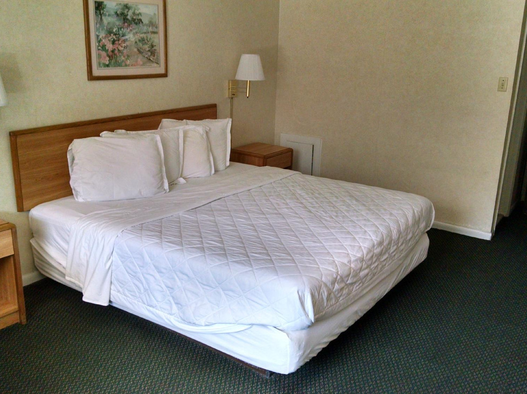 Oceanside Lodge