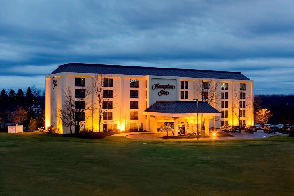 Hampton Inn Pittsburgh-Airport主图