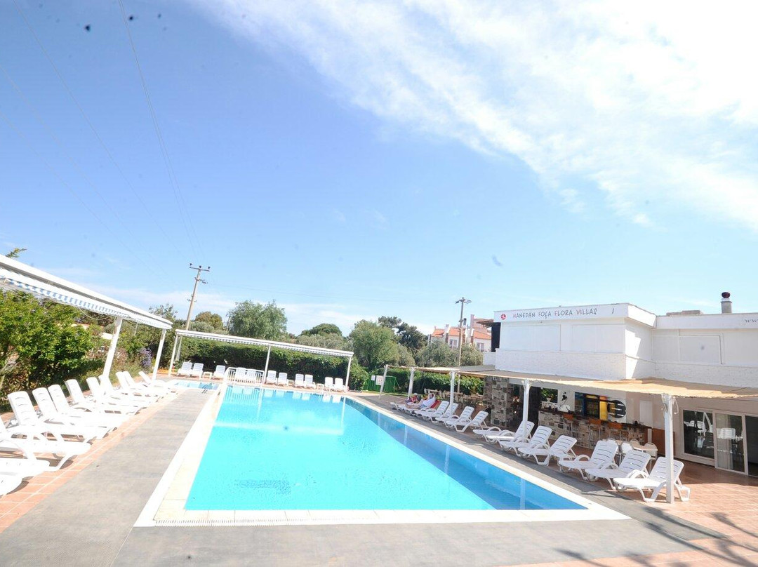 Hanedan Foca Flora Villas