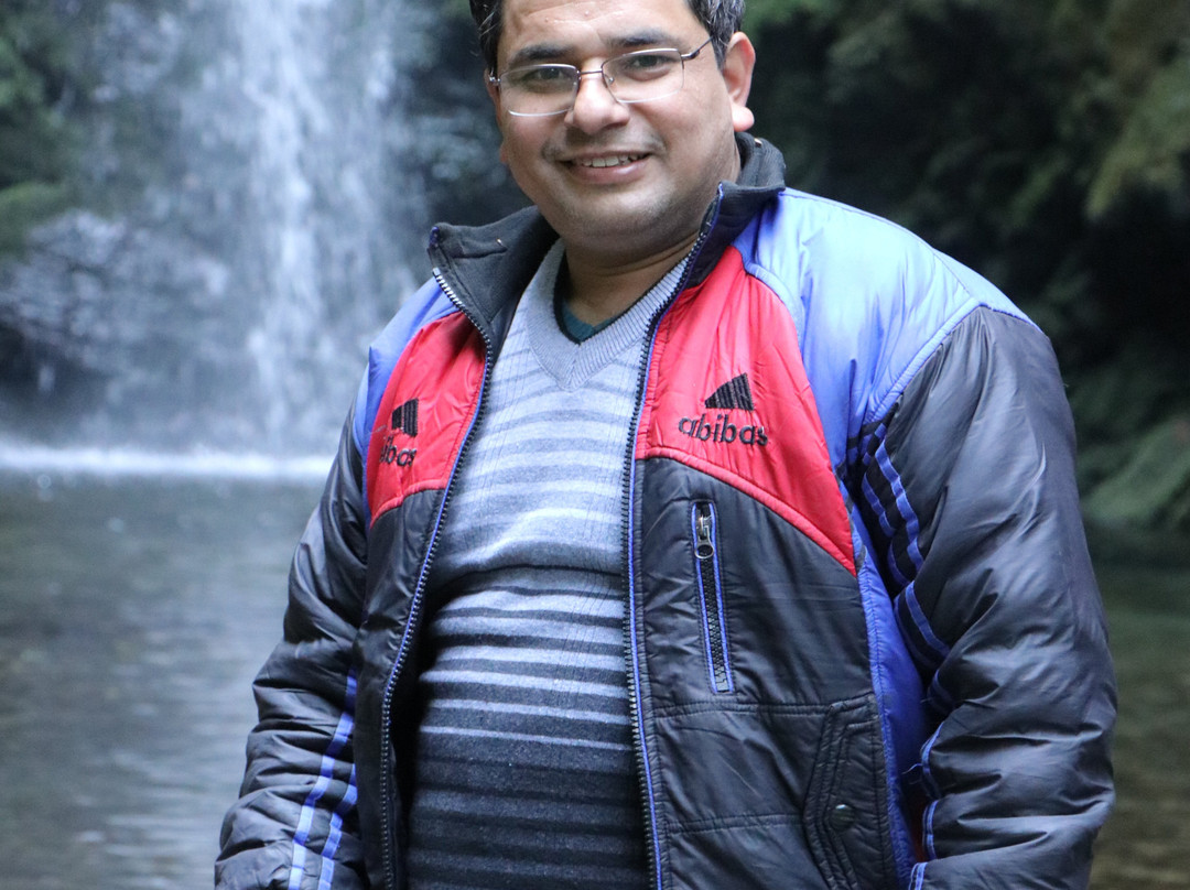 Bhalugarh Waterfall-Lansdowne必去景点