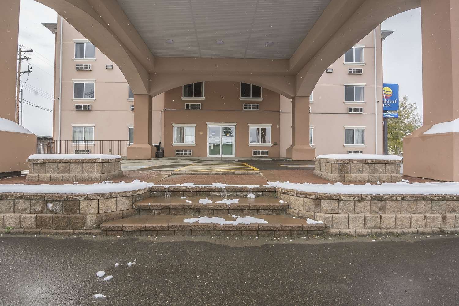 Comfort Inn & Suites-官方