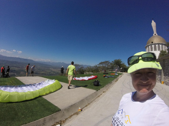 Fly BC Airsports Paragliding-Harrison Mills必去景点
