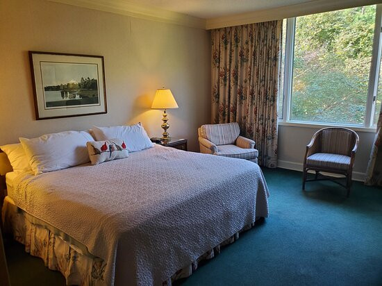 The Inn at Houndslake主图