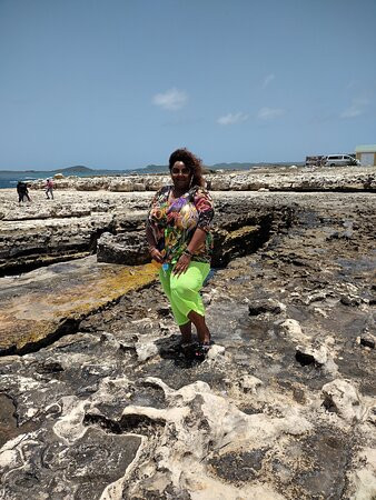 Shelly Jay's Jeep Tours-安提瓜必去景点