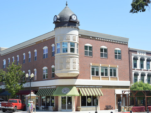 Scavenger Hunt Walking Tours-帕索罗布尔斯必去景点