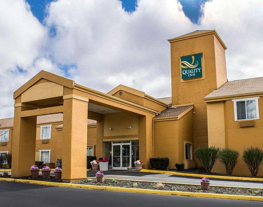Quality Inn Brunswick Cleveland South主图