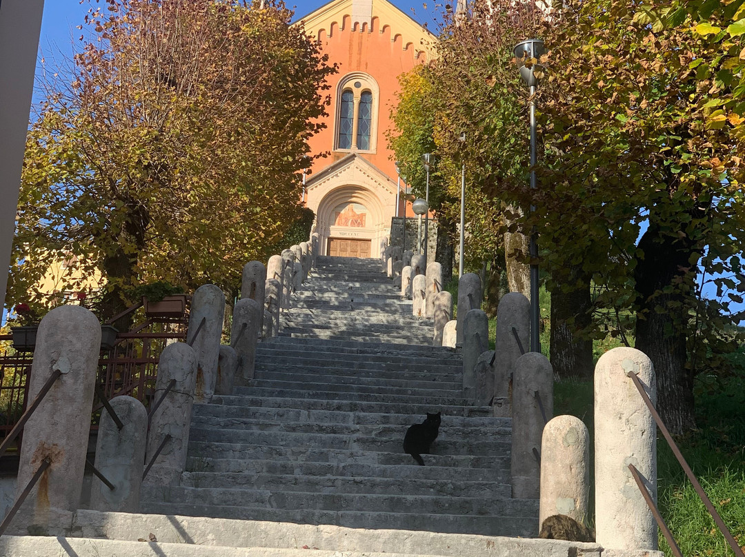 Chiesa di Santa Caterina-Ferrara di Monte Baldo必去景点
