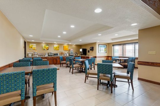 Comfort Inn & Suites-餐饮