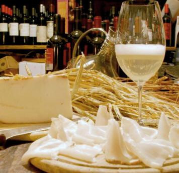 Colonnata餐馆和美食-Festa del Lardo di Colonnata