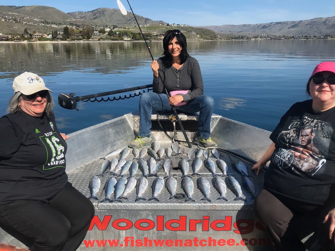 Bobber Down Guide Service-Chelan必去景点