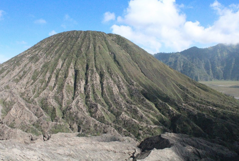 Mount Batok景点图片