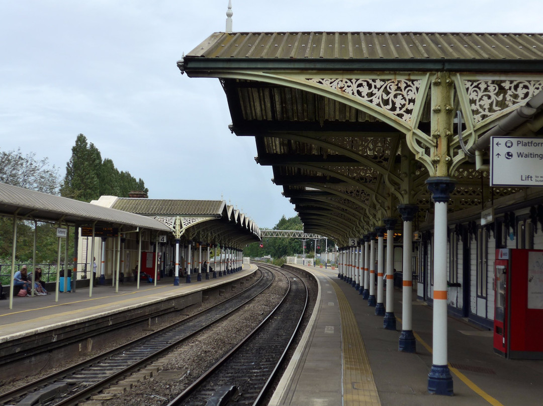 Kettering Railway Station景点图片