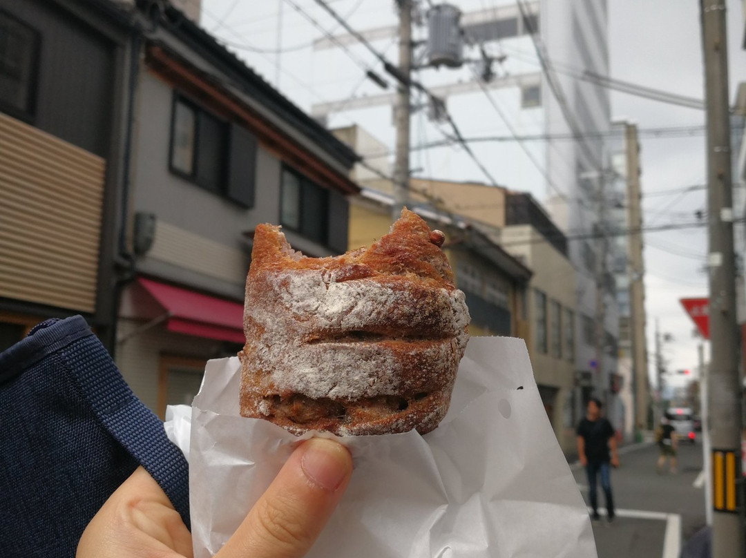 しろはとベーカリー