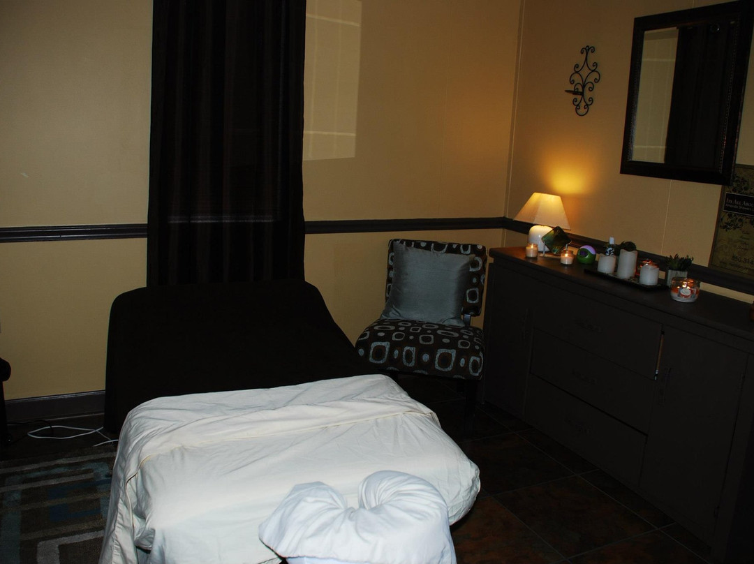 It's All About You Massage & Day Spa-华尔顿堡滩必去景点