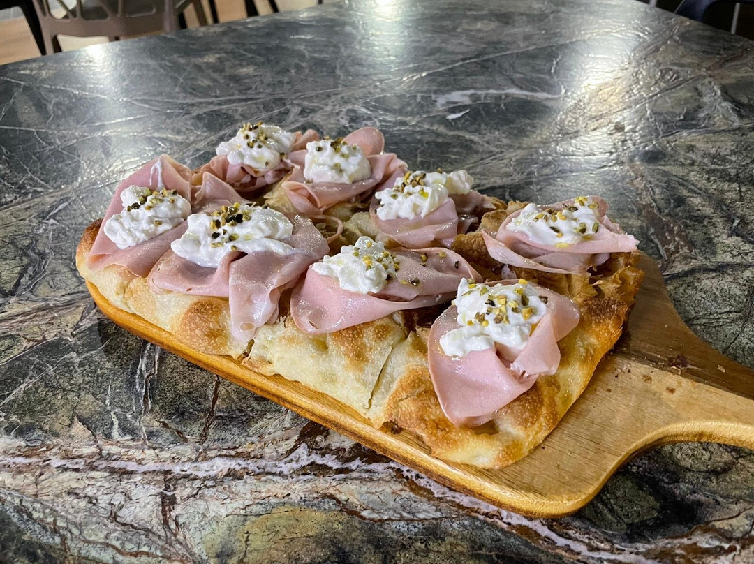 Rozu Pub&restaurant