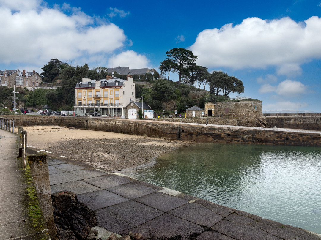 Pointe du Moulinet景点图片