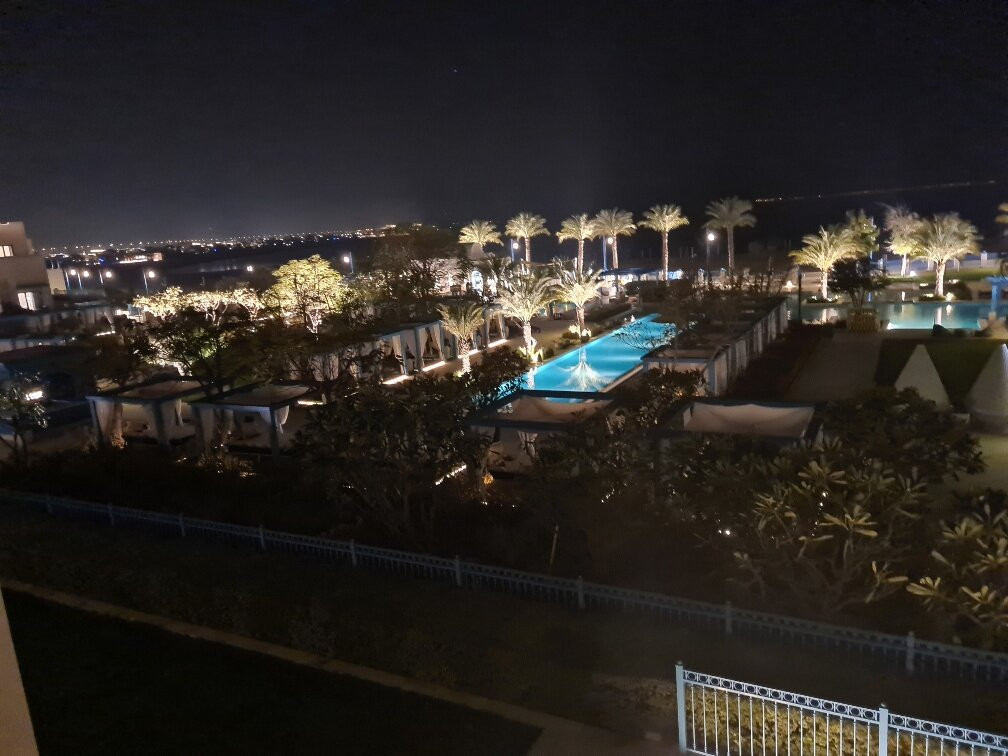 Hilton Salwa Beach Resort & Villas主图