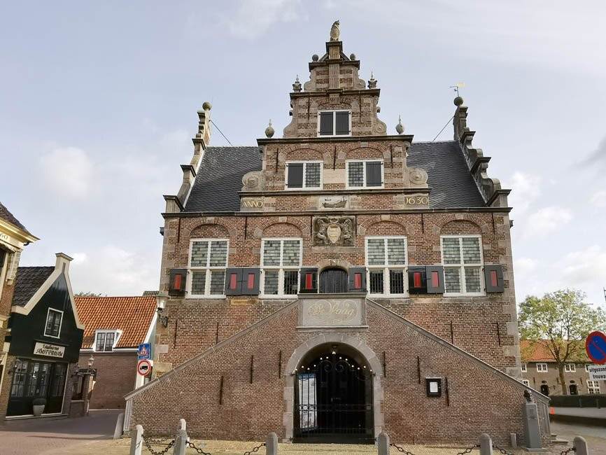 Raadhuis en Waag De Rijp uit 1630景点图片