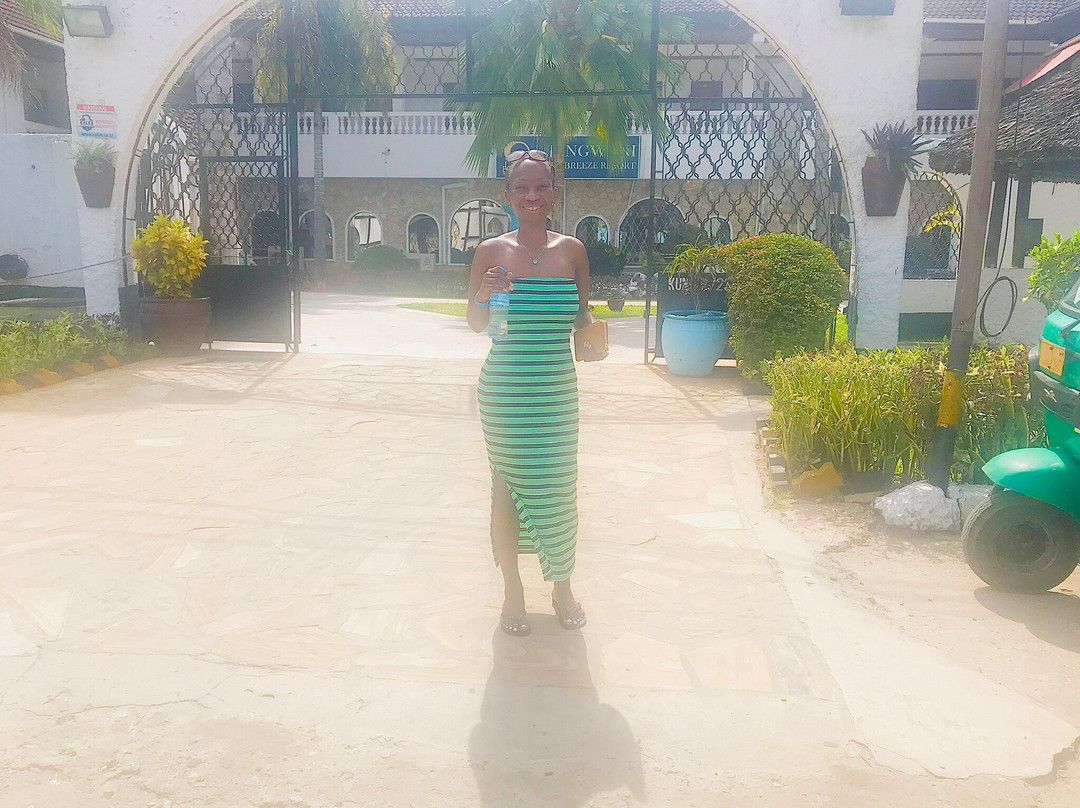 Jangwani Seabreeze Resort主图