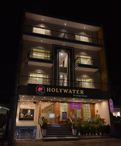 Holywater Hotel By Ganga Kinare酒店图片