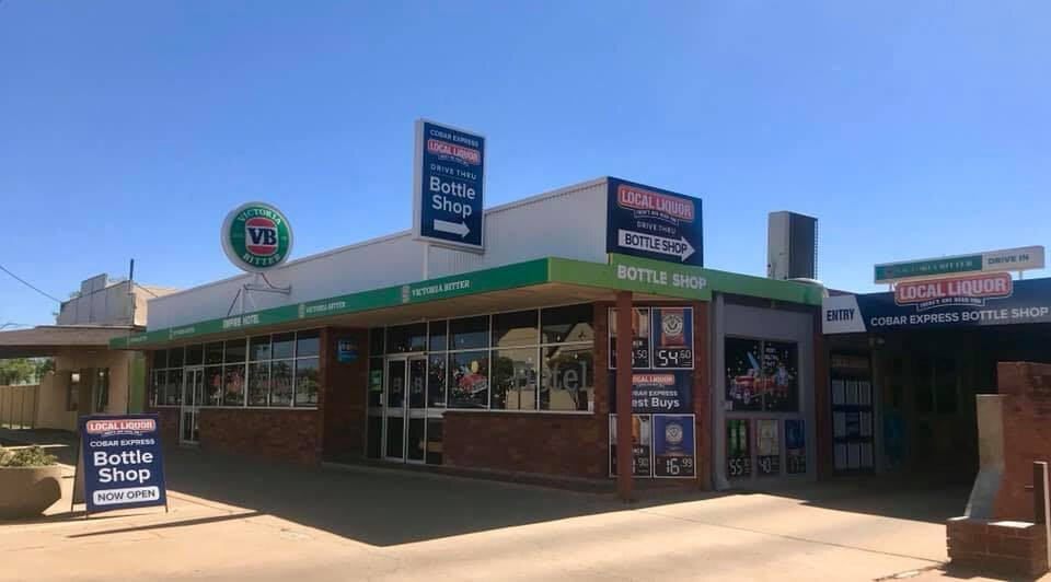 Cobar餐馆和美食-Bryan's Empire Hotel