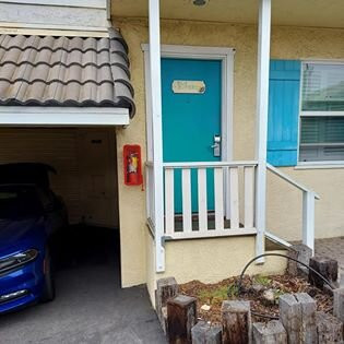 比池邦伽罗套房&酒店主图