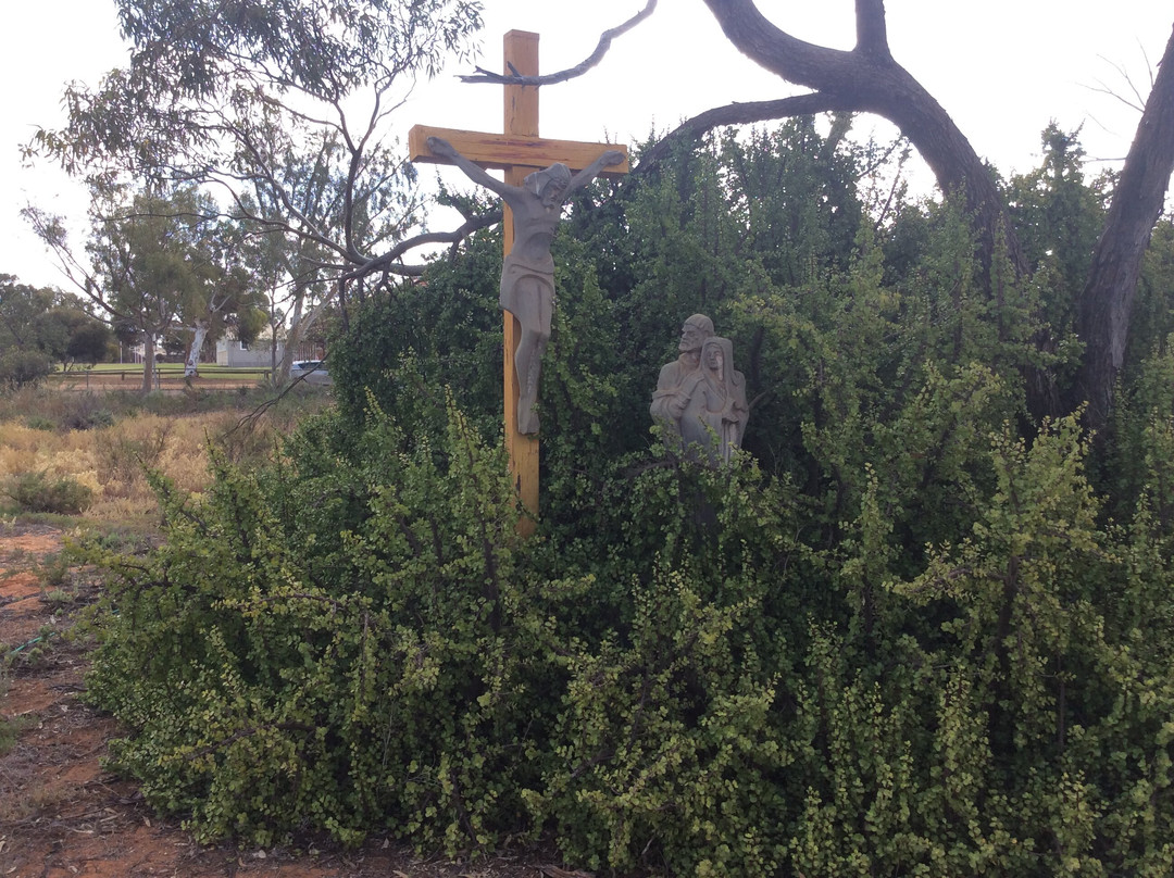 The Church the Holy Cross & Hermitage景点图片
