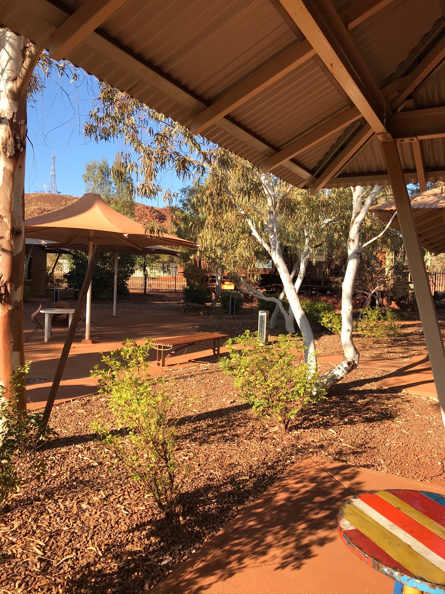 Newman Visitor Centre Chalets-浴室
