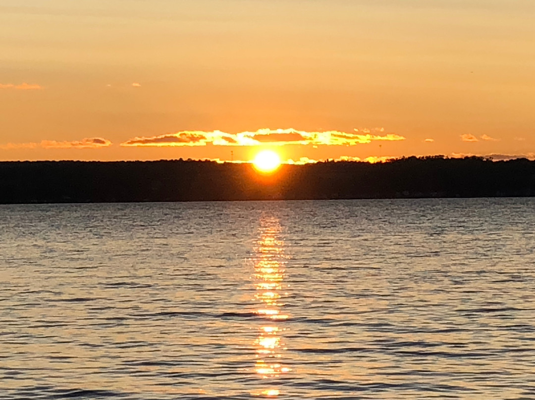 Yale Manor B&B And Yurts主图