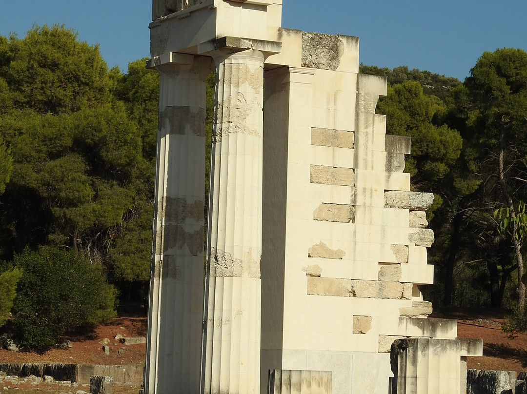 Archaeological Site of Asklipiiou Epidavrou-埃皮达鲁斯必去景点