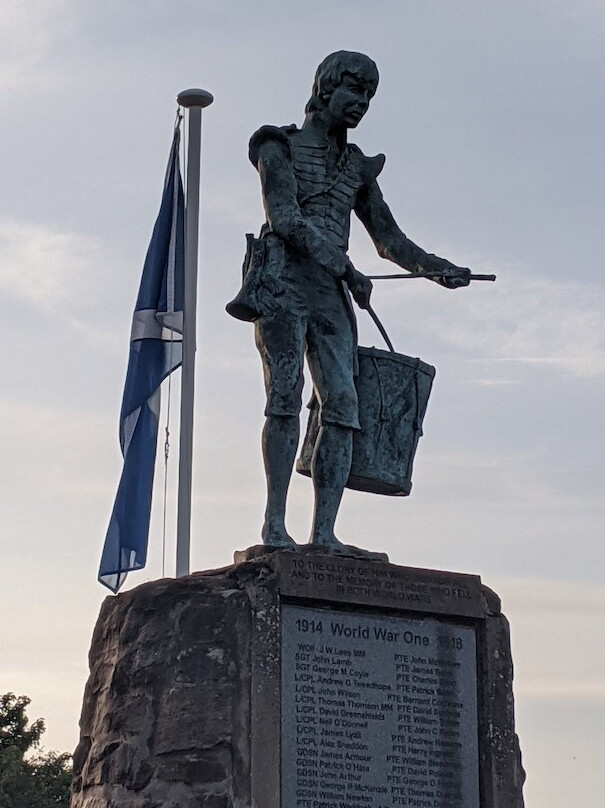 Winchburgh War Memorial-Winchburgh必去景点