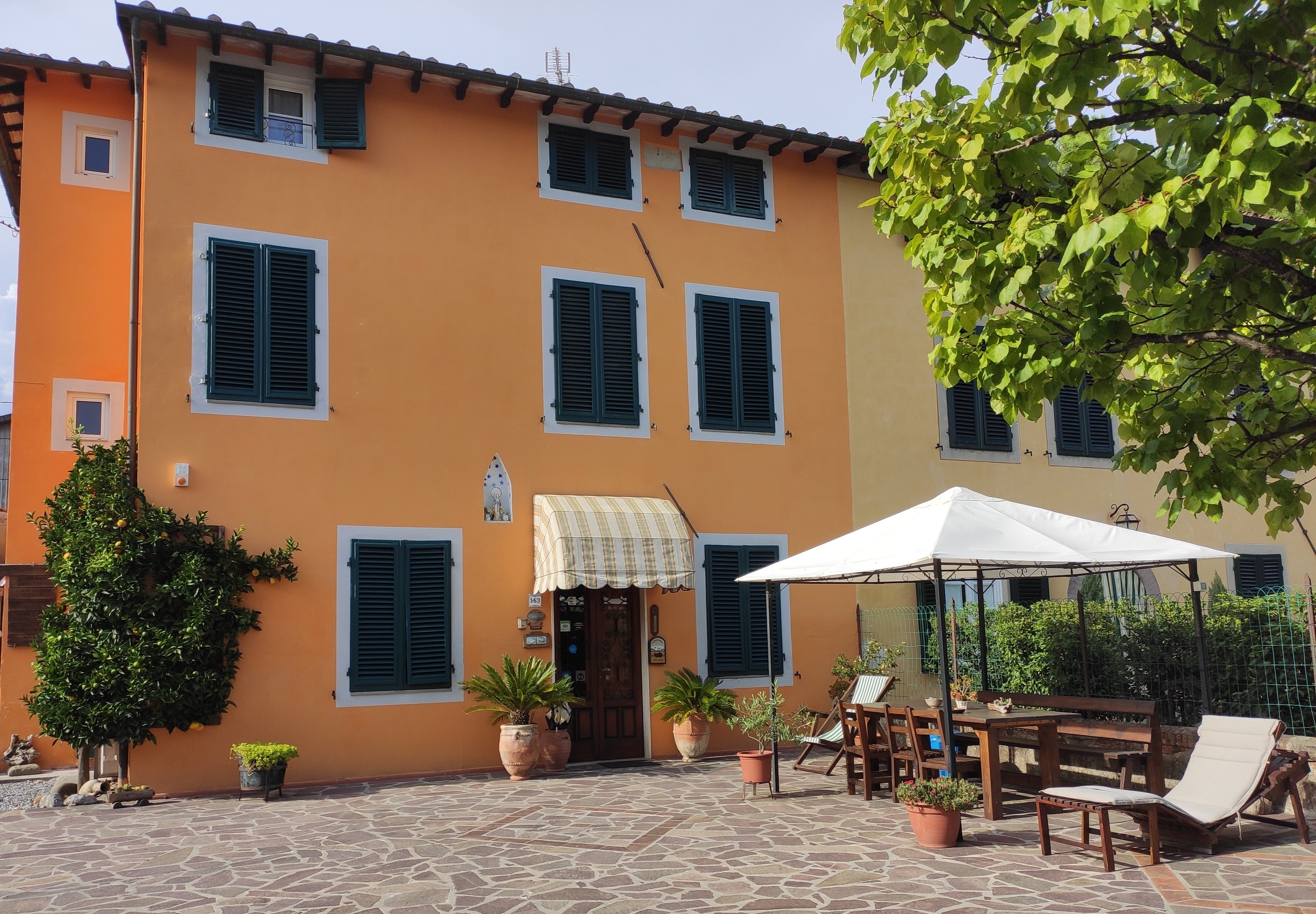 Bed & Breakfast Lucca Fora-官方