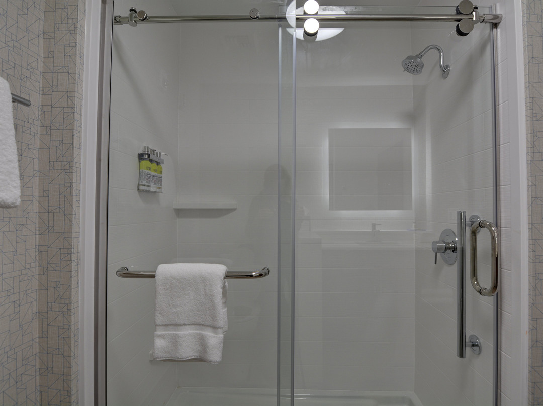 Holiday Inn Express & Suites Greenwood Mall by IHG主图