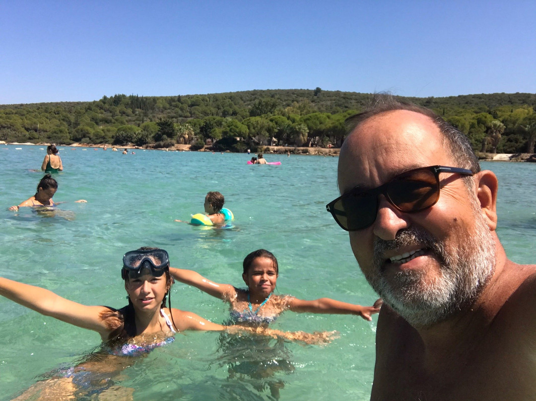 Quente Beach Club景点图片