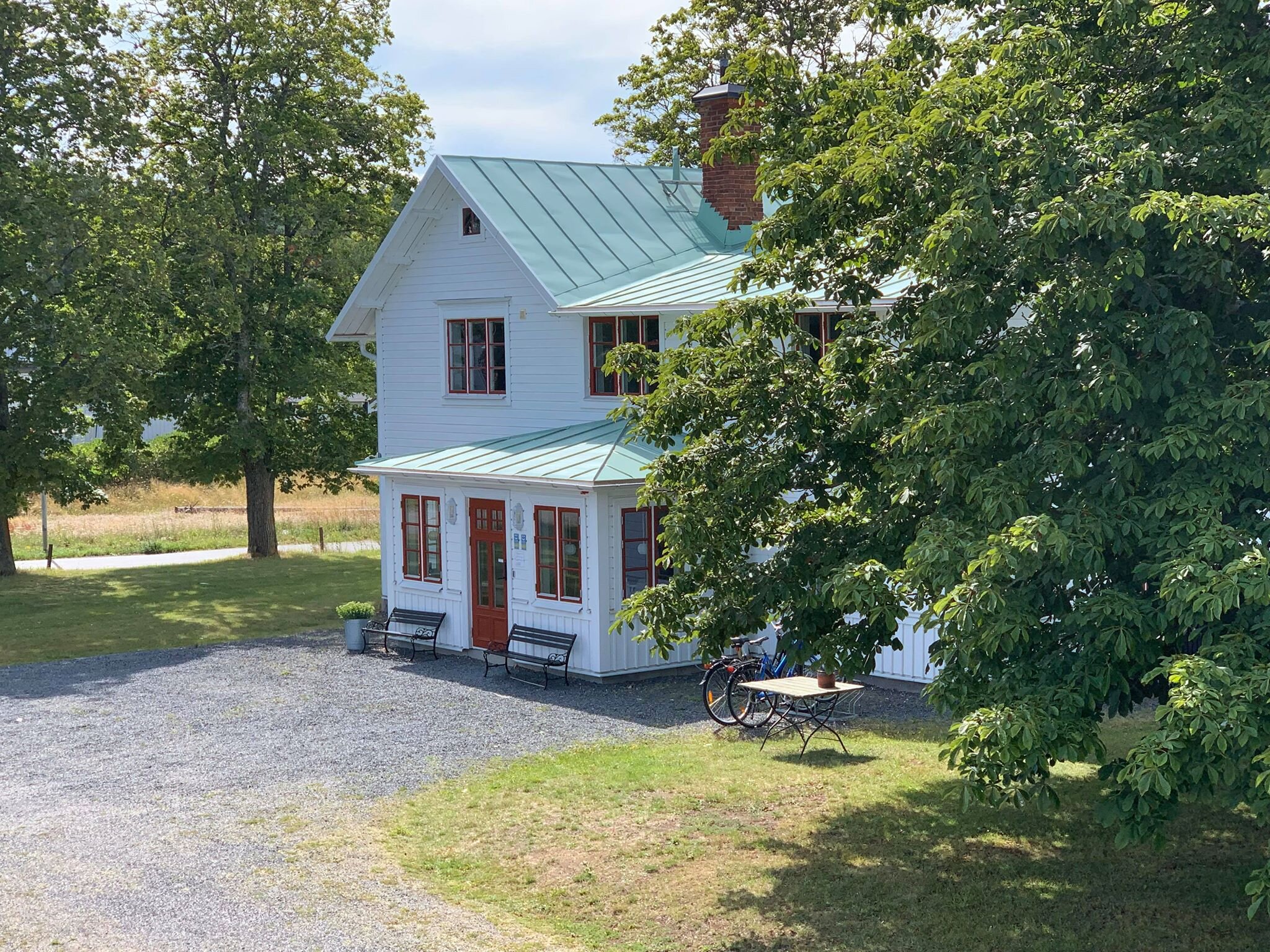 Mamma Carinas Pensionat Bed & Breakfast-官方