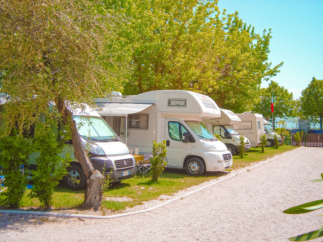 Area Sosta Camper L'Airone