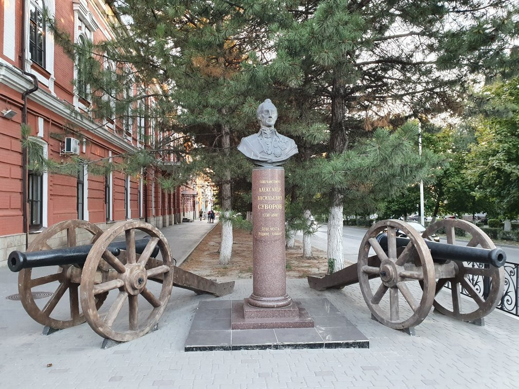 Bust of Suvorov景点图片